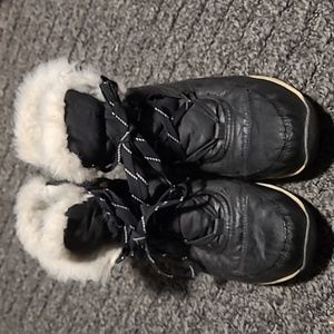 WOMEN'S BLACK SOREL WHITNEY 11 Short Waterproof Snow Boots US 9.